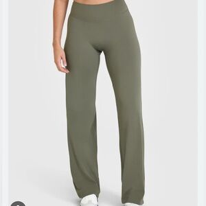 Oner Active Soft Motion Straight Leg Bottoms - Regular Length (Alpine Green)